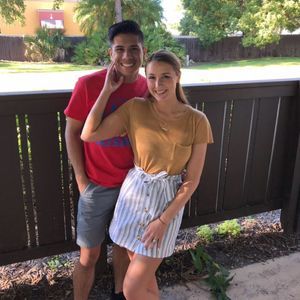 Meet your Posher, Caitlin